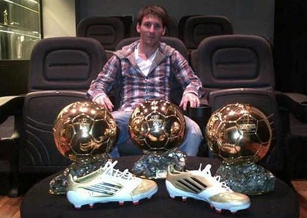 Messi y su balones..--