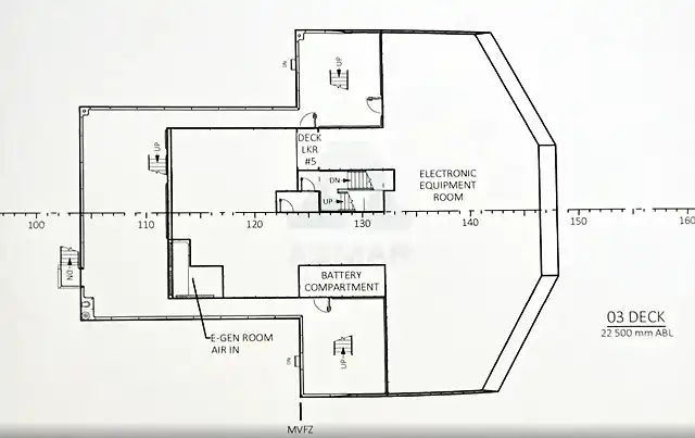 Escotillon IV 03 Deck