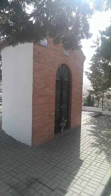 16 16