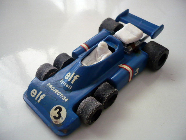 F1 Tyrrell P34 azul ruedas A