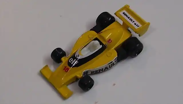 renault 03b