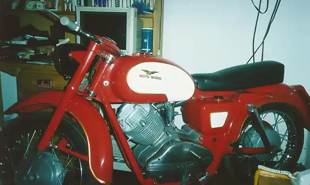 guzzi 2002