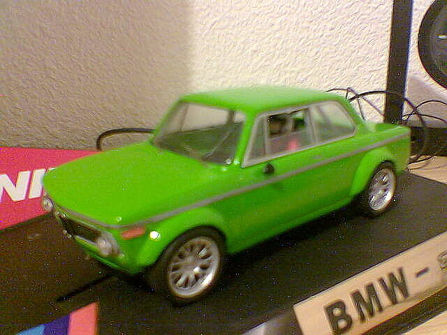 BMW 2002 Verde BMW 2002 Verde