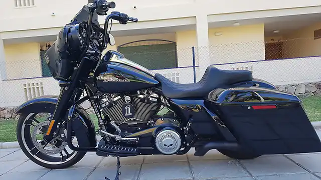 Street Glide 1