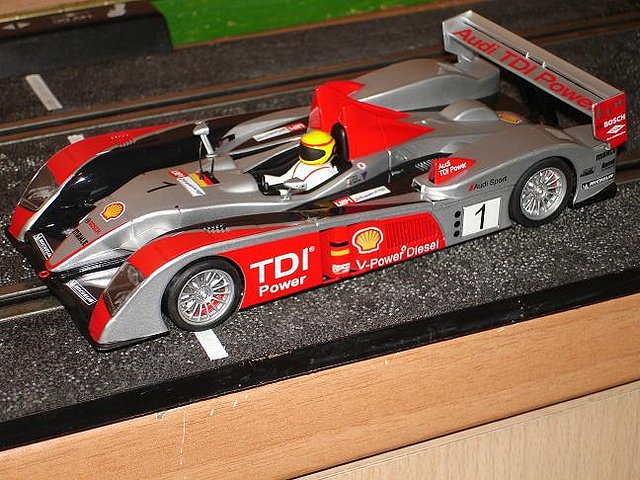 AUDI 10 LEMANS 2007