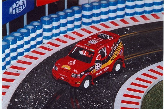 raid-2001-paris dakar-205-mitsubishi pajero raid-2001-paris dakar-205-mitsubishi pajero