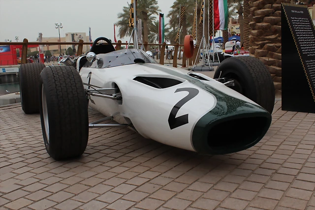 McLaren M2B - 15 McLaren M2B - 15