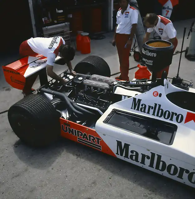 team-mclaren01