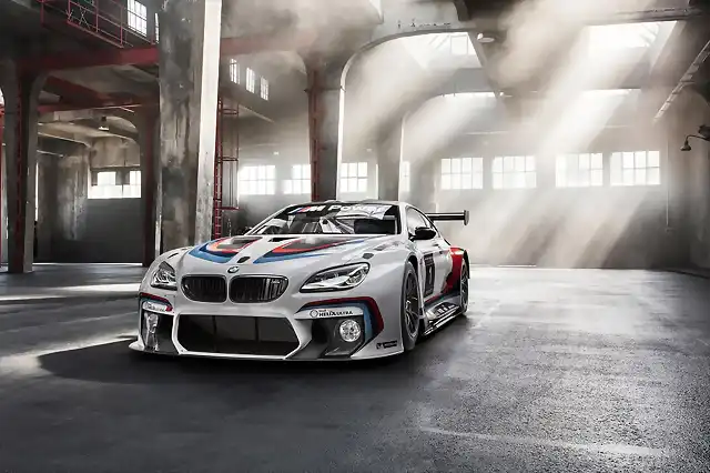 deliveries-of-the-bmw-m6-gt3-begin-ahead-of-new-season_3