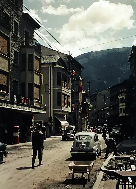 Andorra la Vella Av. Meritxell 1955 Andorra (1)