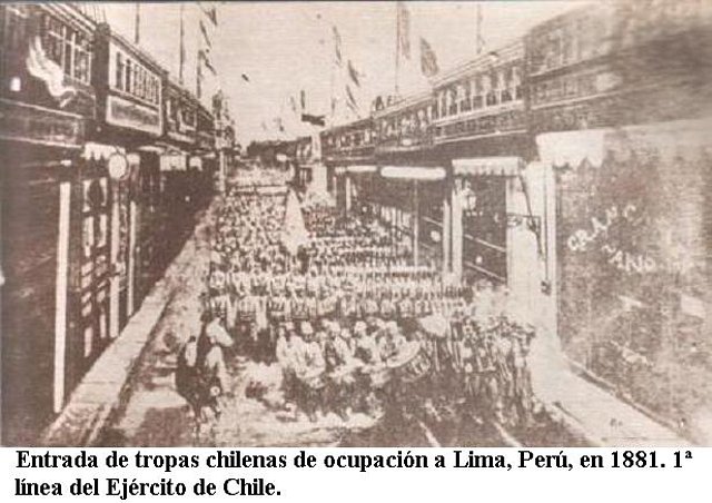 desfilando en Lima