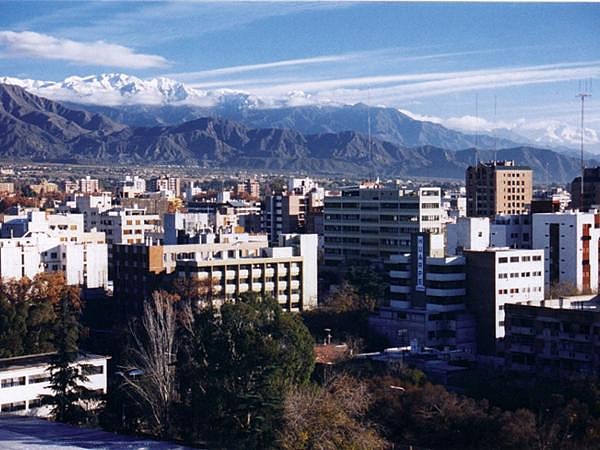 Mendoza (1) Mendoza (1)