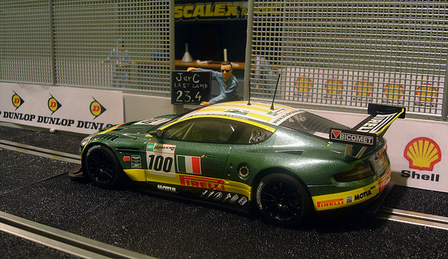 Aston Martin DBR9