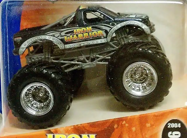 2004b 36 Iron Warrior toy