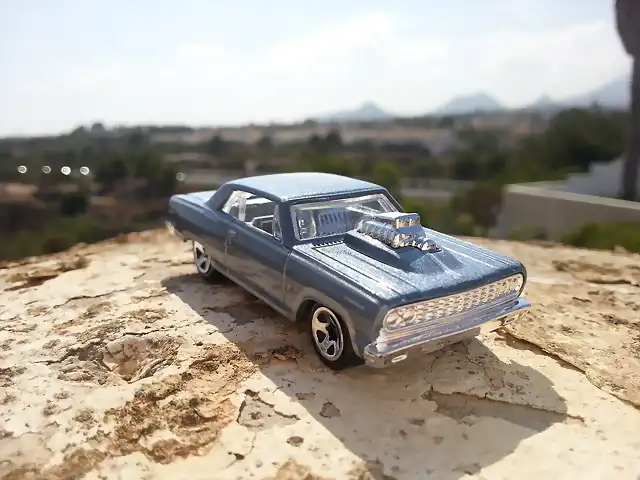 CUSTOM CHEVELLE CANDY APPLE '64 1