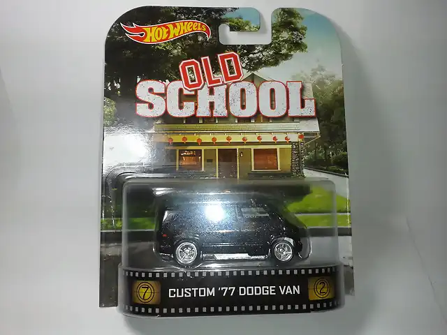 CUSTOM 77 DODGE VAN RETRO ENTERTAINMENT SERIES (NEGRO) OLD SCHOOL