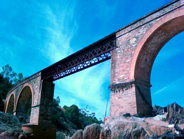 Puente de la mina de la Concepcin.