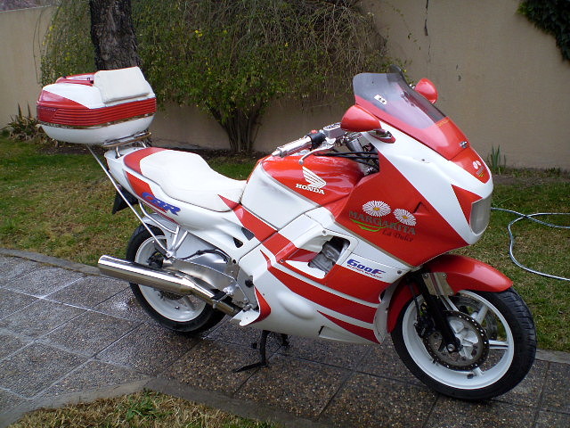 CBR M la D 001