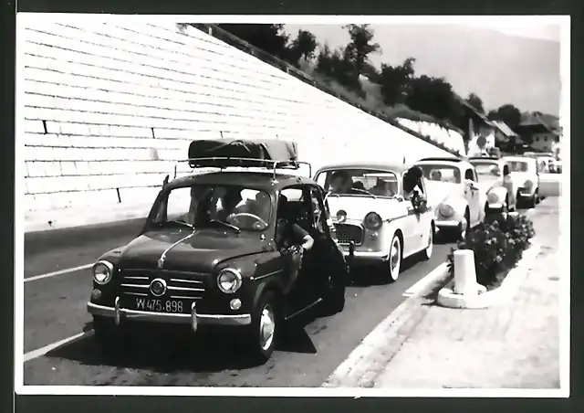 ?sterreich- Italien - Grenze, Autokennzeichen Wien