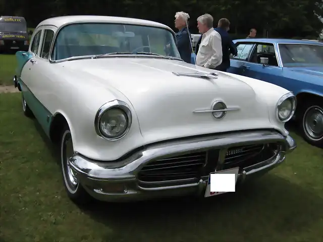 Oldsmobile88_Frontansicht