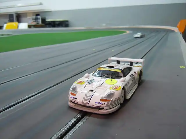 911GT1_ 029