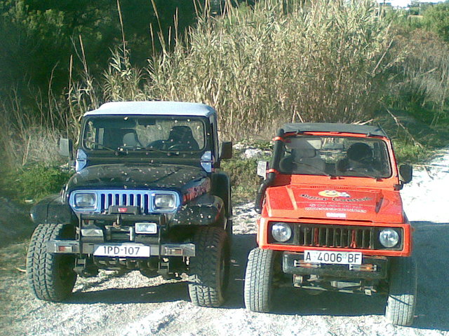 aki os presento a mis dos makinas