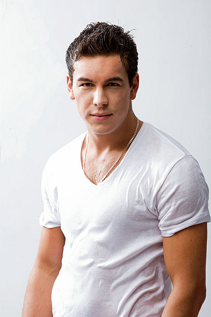 mario_casas_camiseta_mojada