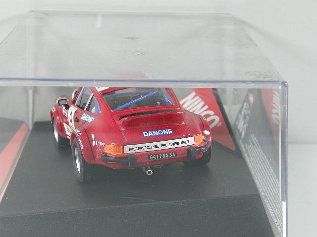 PORSCHE 911 DANON atras PORSCHE 911 DANON atras