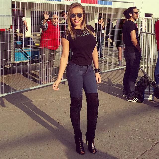 daniellachavezc_2015-09-05_17-19-35 daniellachavezc_2015-09-05_17-19-35