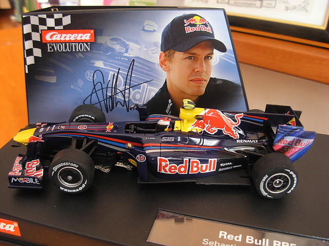 03 RED BULL RB5