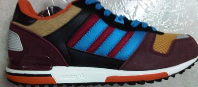 ADIDAS-11 $120.000