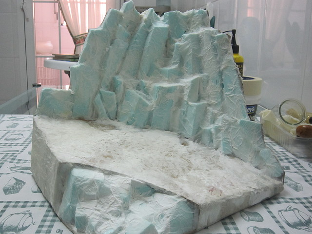 diorama (4) diorama (4)