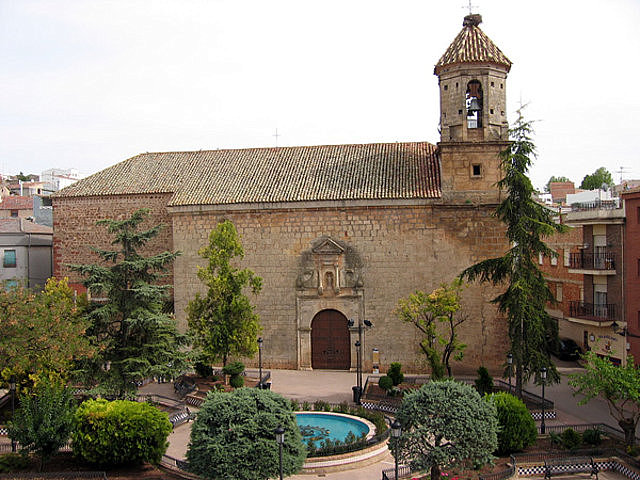 Plaza de la iglesia, en la actualidad (Torrealver)