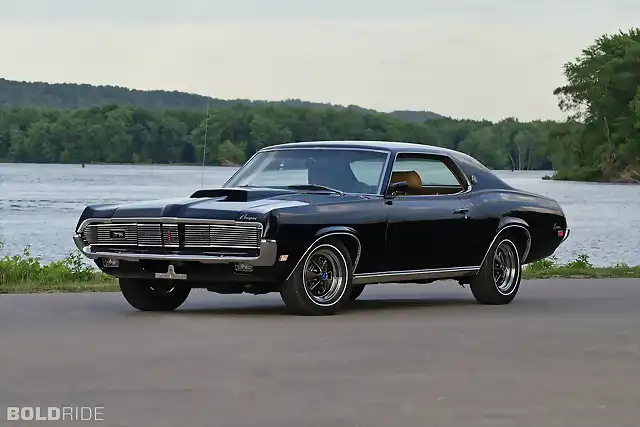 1969 Mercury Cougar XR7