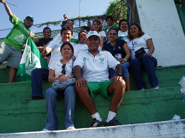 TRIBUNA