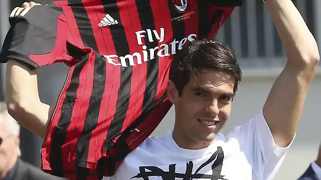 406269-kaka-returns-039-home-039-to-milan