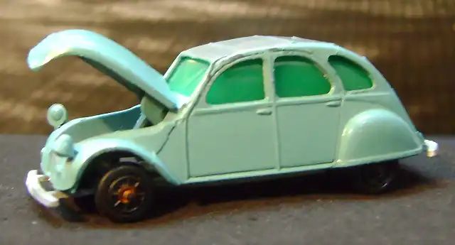 6c Citroen 3 CV verde agua (serie 10)