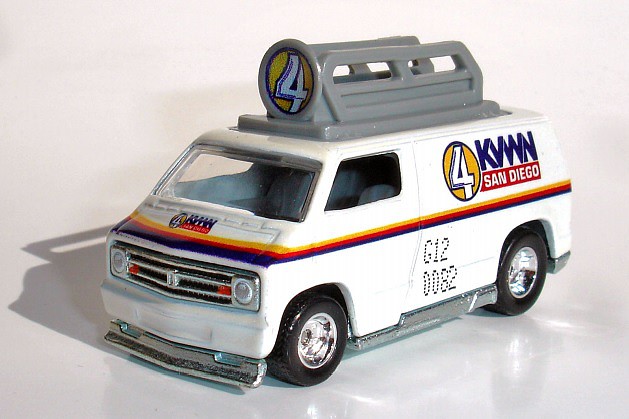 retro-Anchorman custom 77 dodge van