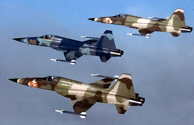 Tres F-5E Tiger II. Año 1983 Tres F-5E Tiger II. Año 1983