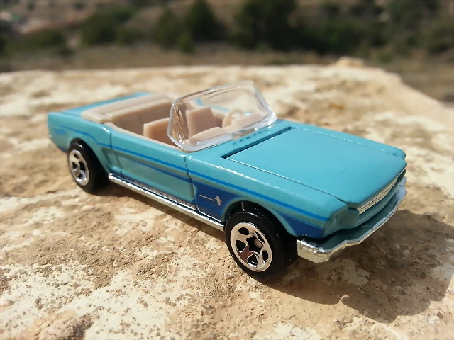 FORD MUSTANG '65 CABRIO2