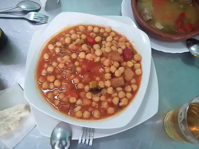 Garbanzos con jabali