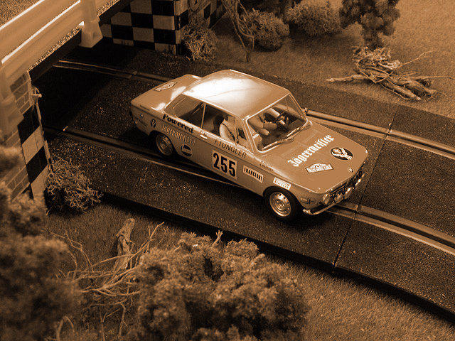 BMW 2002 spirit-sepia 2