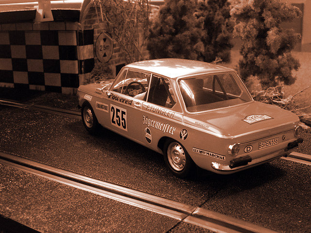 BMW 2002 spirit-sepia