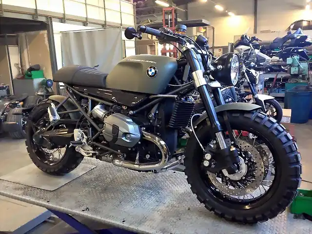 transformación de una BMW R1200gs