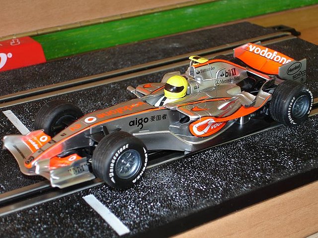 MERCEDES BENZ McLAREN MP 24