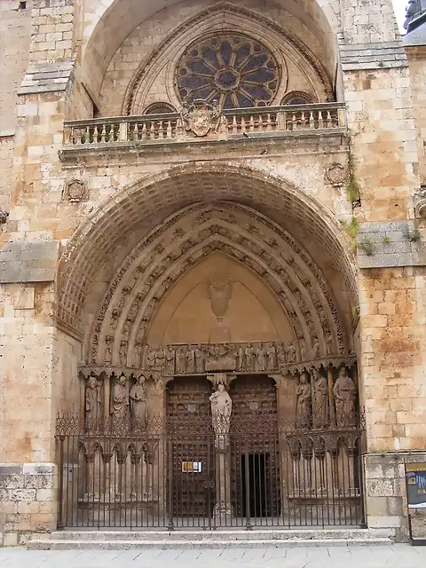 Burgo de osma portico