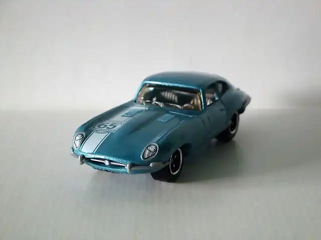 1961 Jaguar E-Type coupe (2) (Copiar)