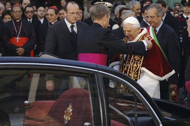 benedictoxvi046