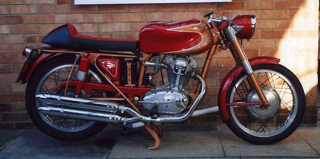 Ducati 175 ss.jpeg copy