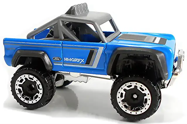 23 Custom-Ford-Bronco-x